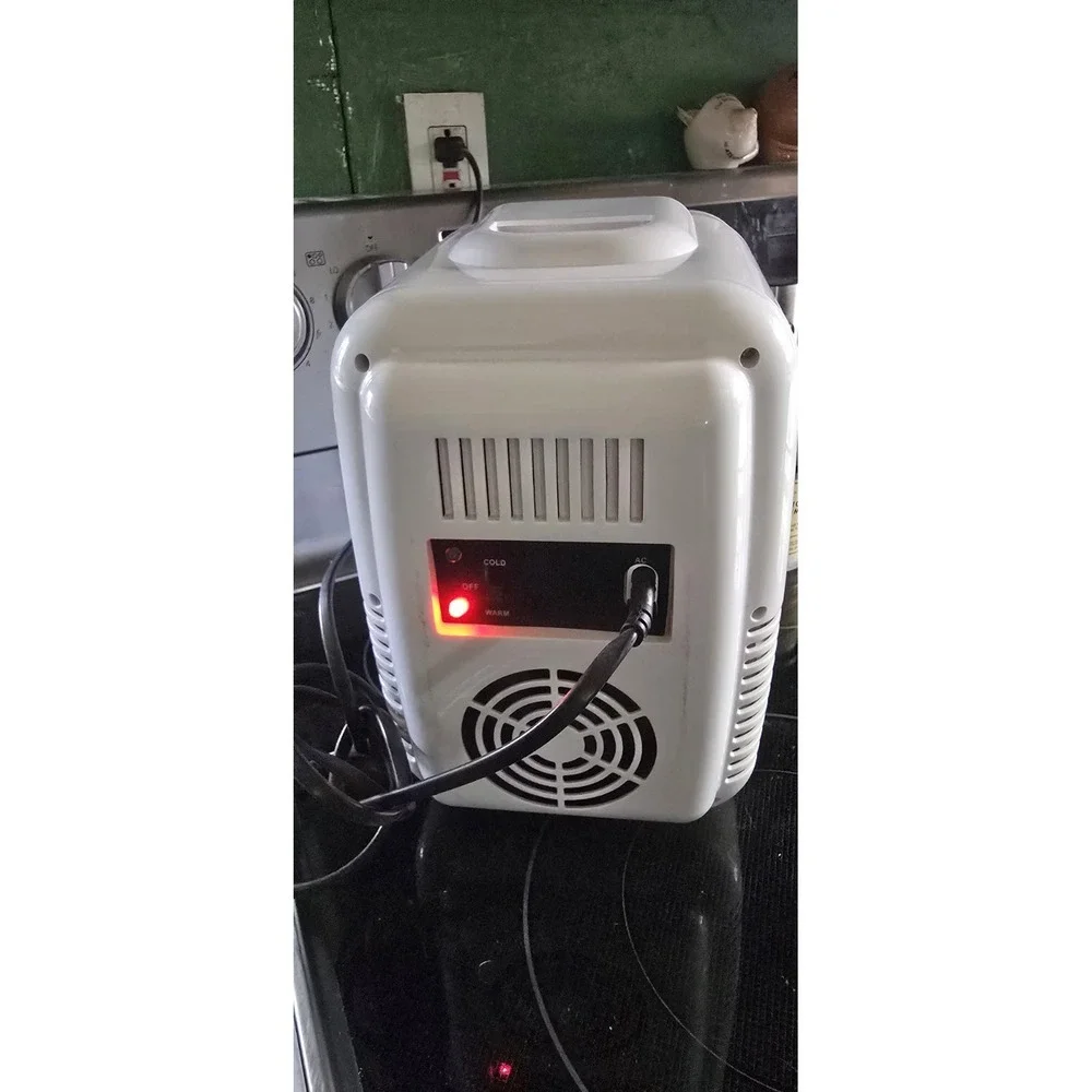 Mica Beauty Cosmetics Skincare Refrigerator Thermo Electric Cool and Travel 4 Li